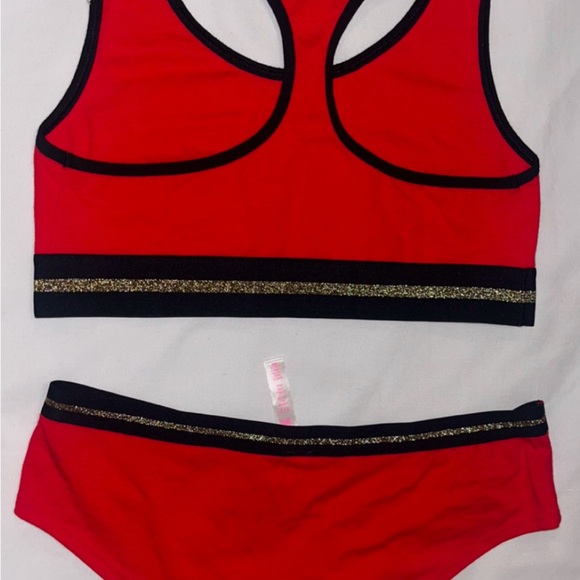 Victoria’s Secret bra & panty Christmas set - Picture 3 of 5